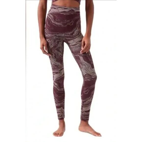 NWT Athleta Aurora Shine Spiced Cabernet Tank and Legging Set Size XXS MSRP $178 - Picture 7 of 9